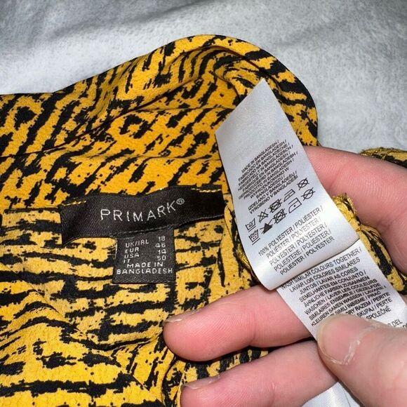 Primark Women’s Orange Black Abstract Pattern Mock Neck Blouse 14 EUC - Picture 7 of 10